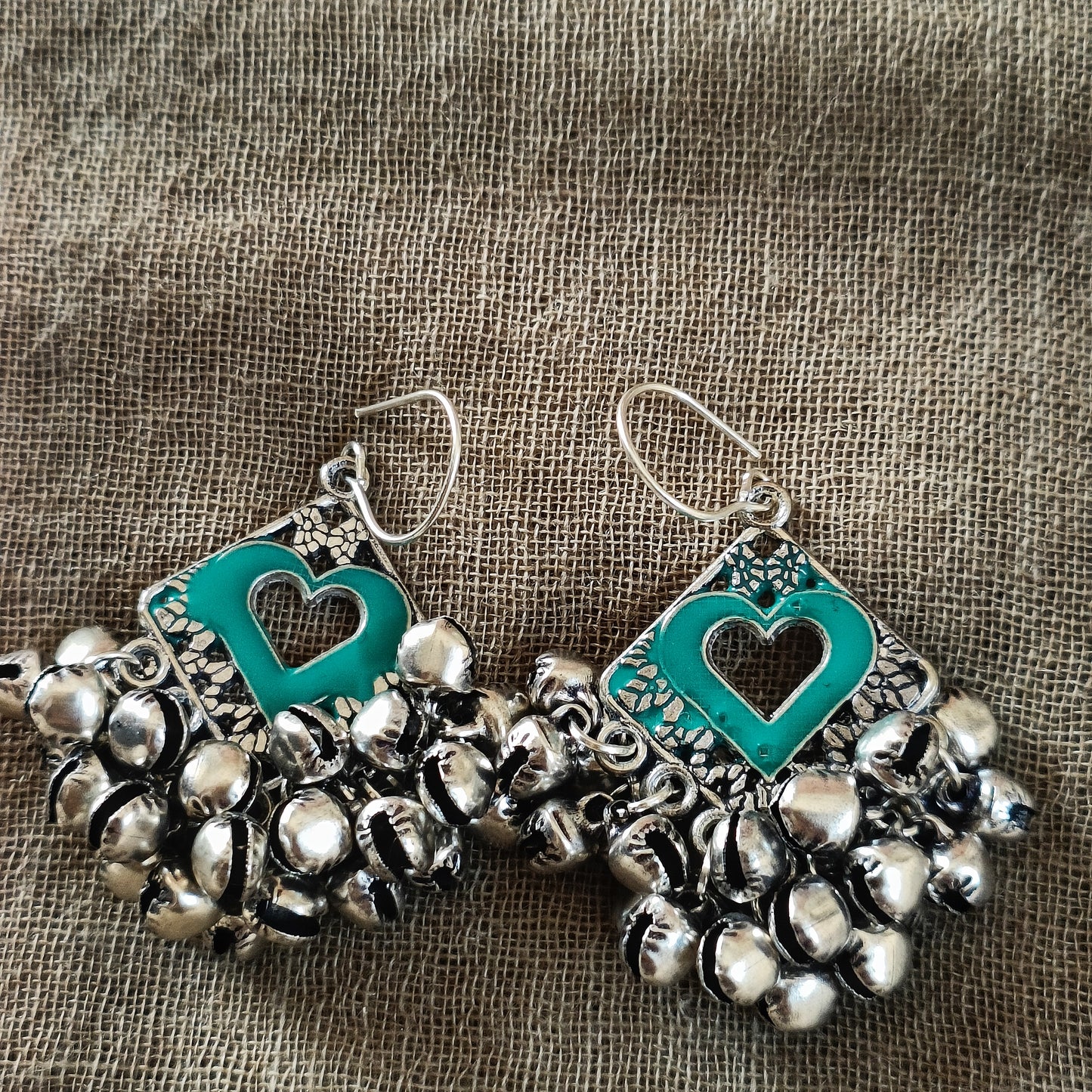 Hanging earrings October