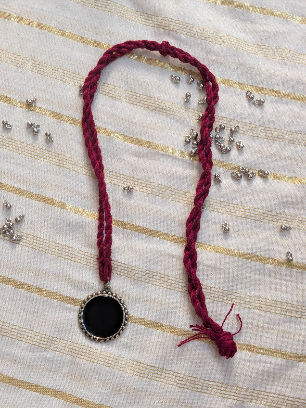 One Pendent Necklace