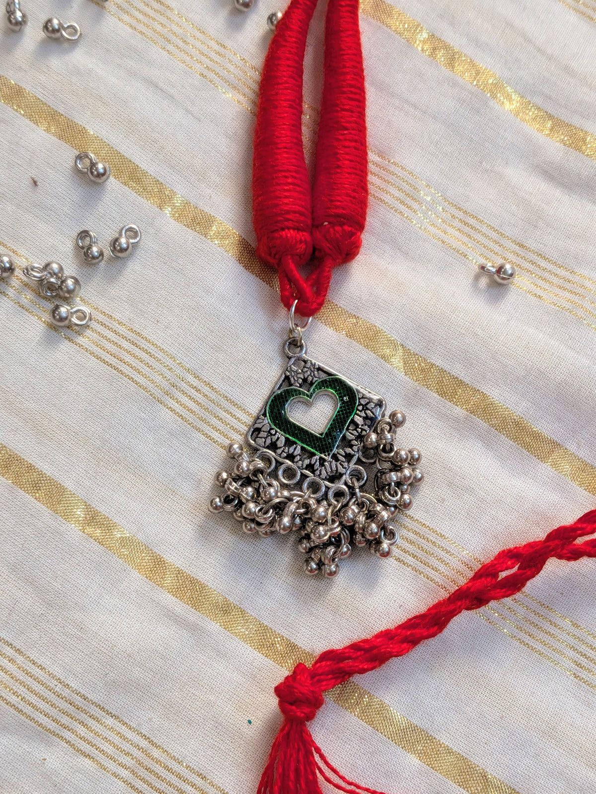 One Pendent Necklace