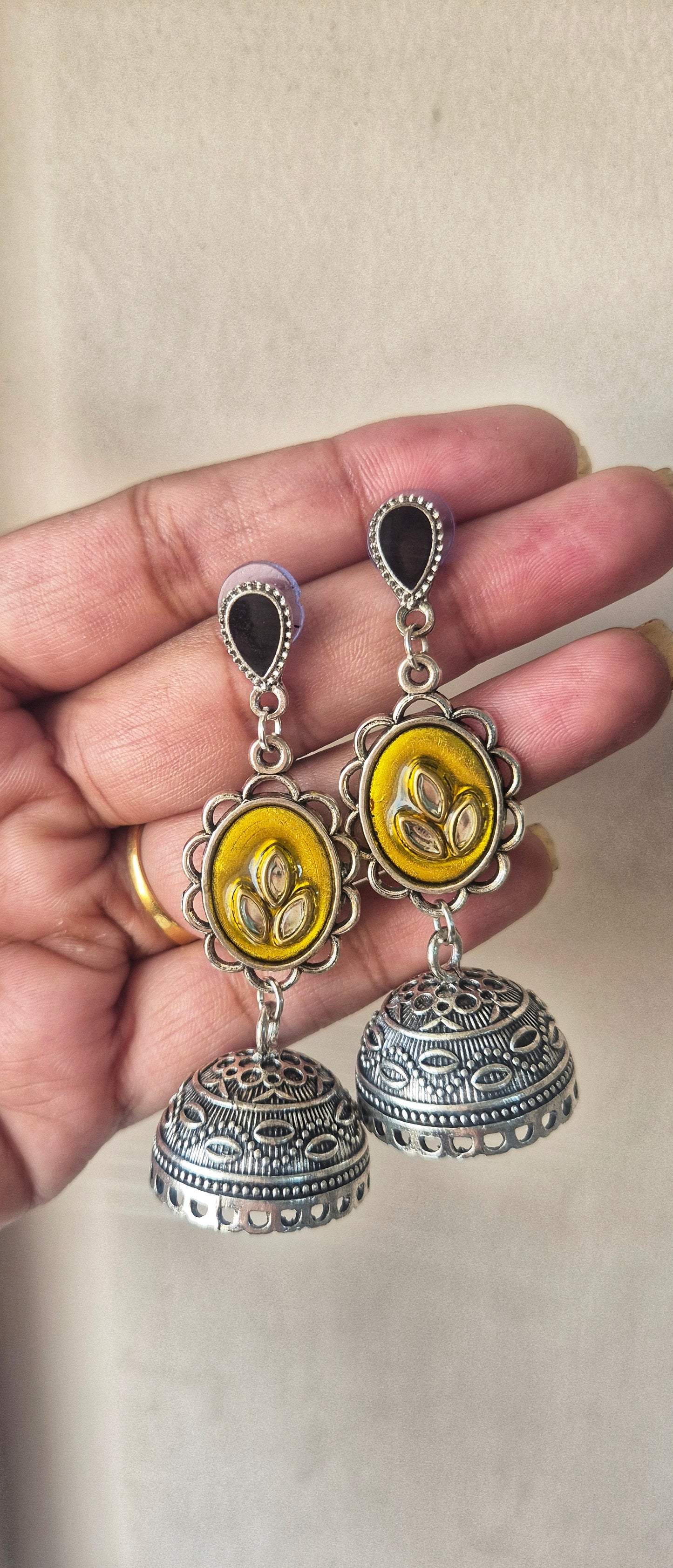 Stud wala darpan jhumka