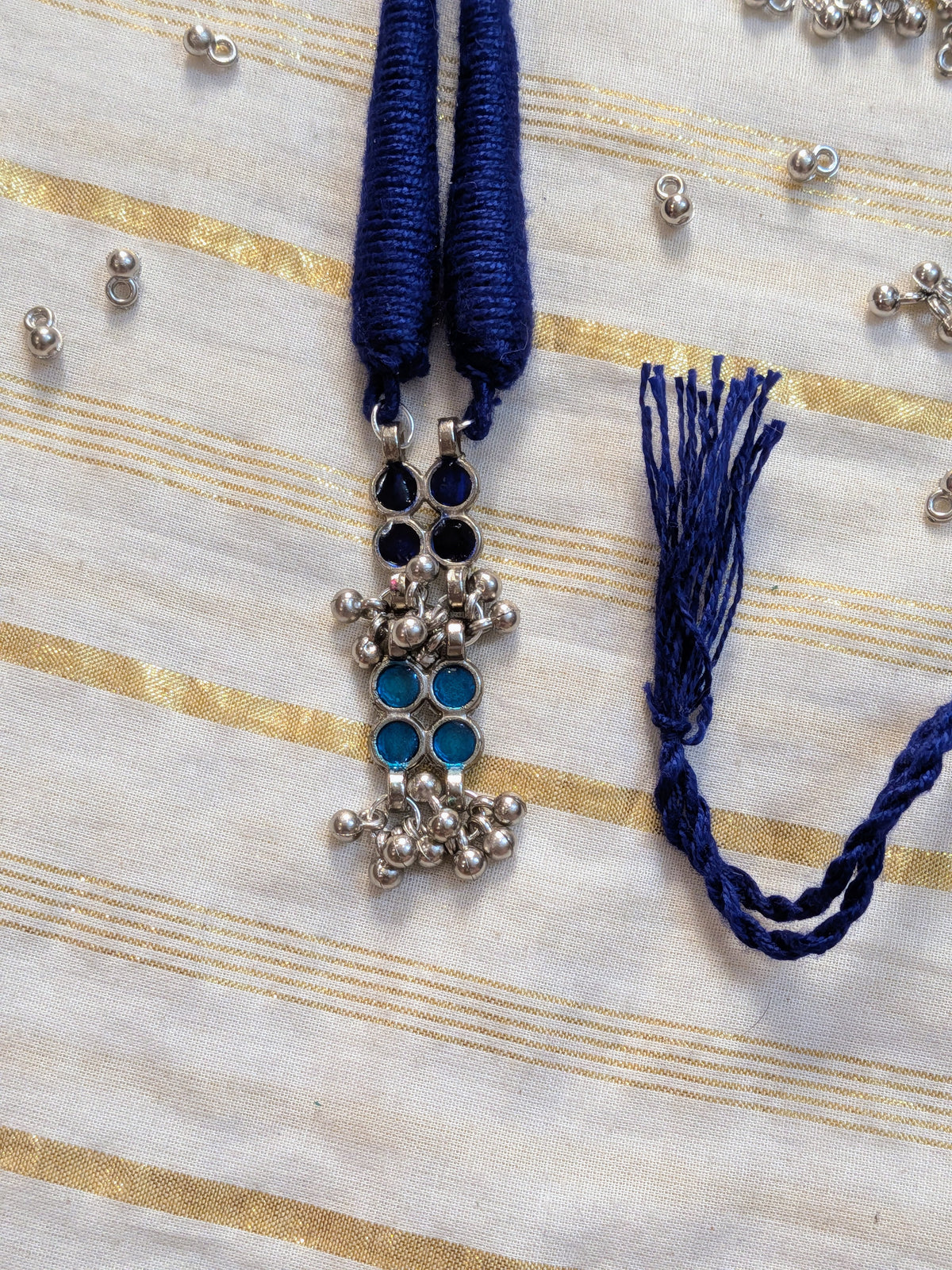 One Pendent Necklace