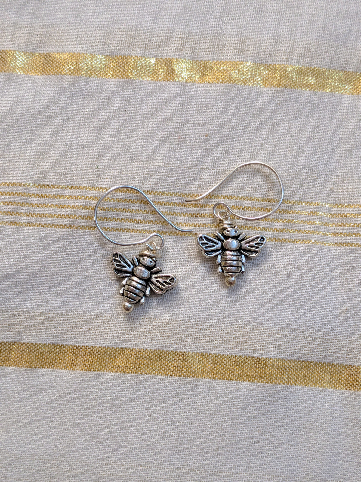 Madhumakkhi earrings