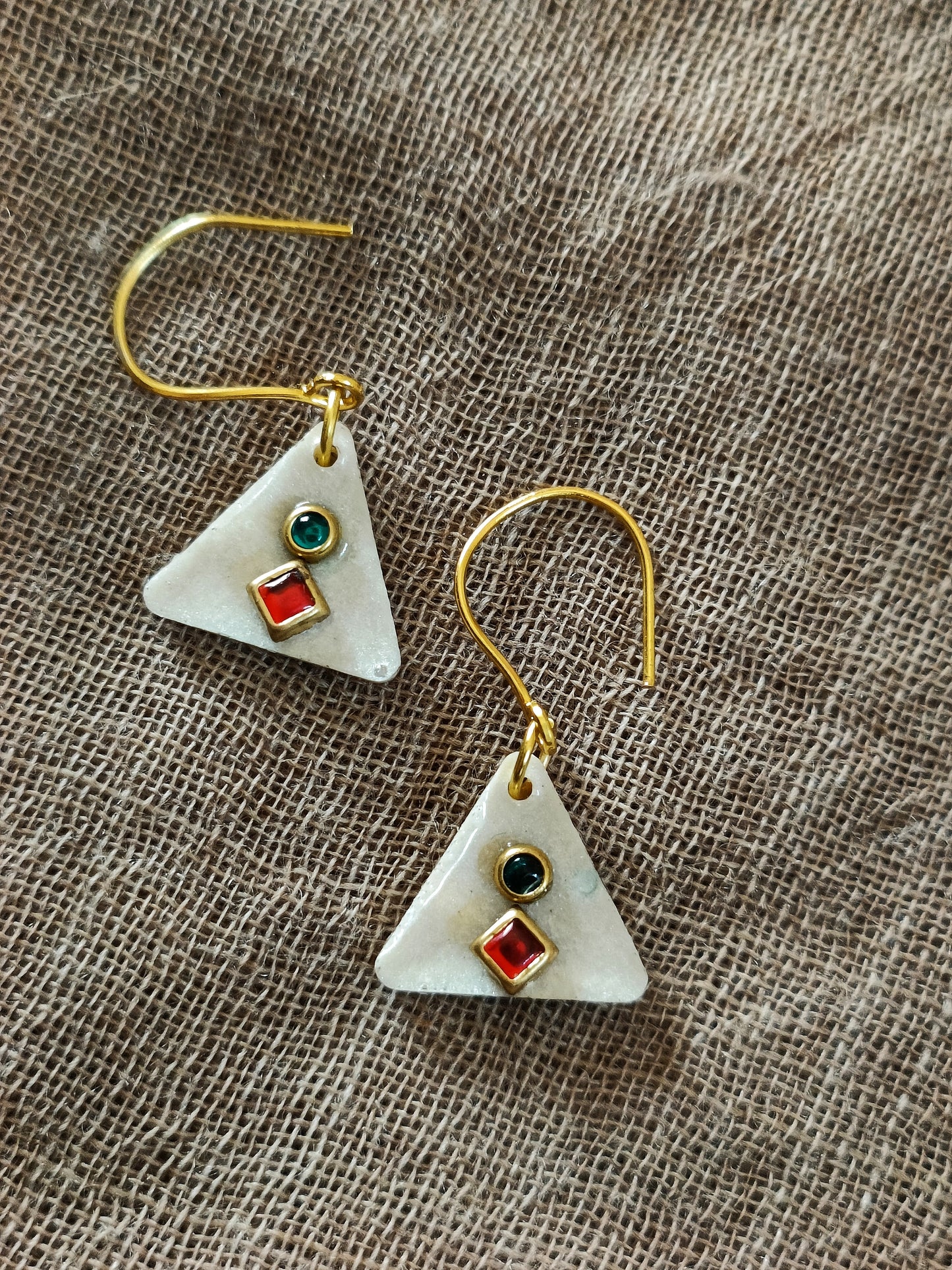 Hanging earrings April