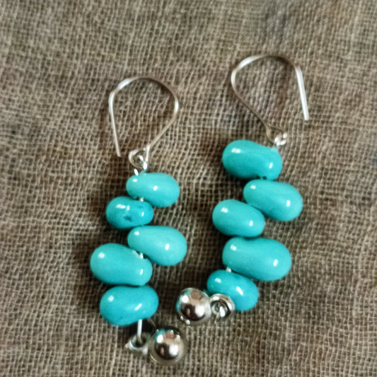 Hanging earrings September