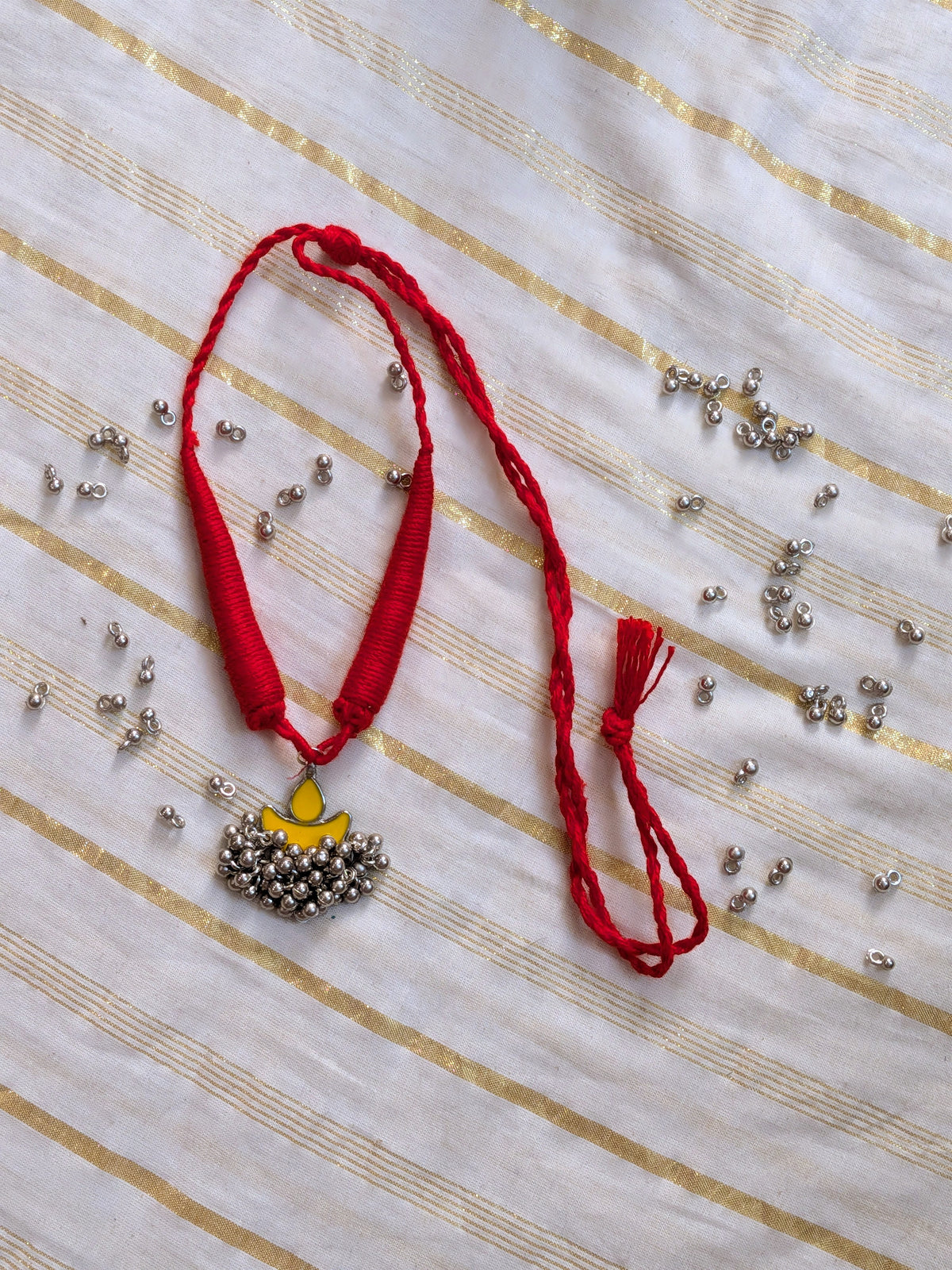 One Pendent Necklace