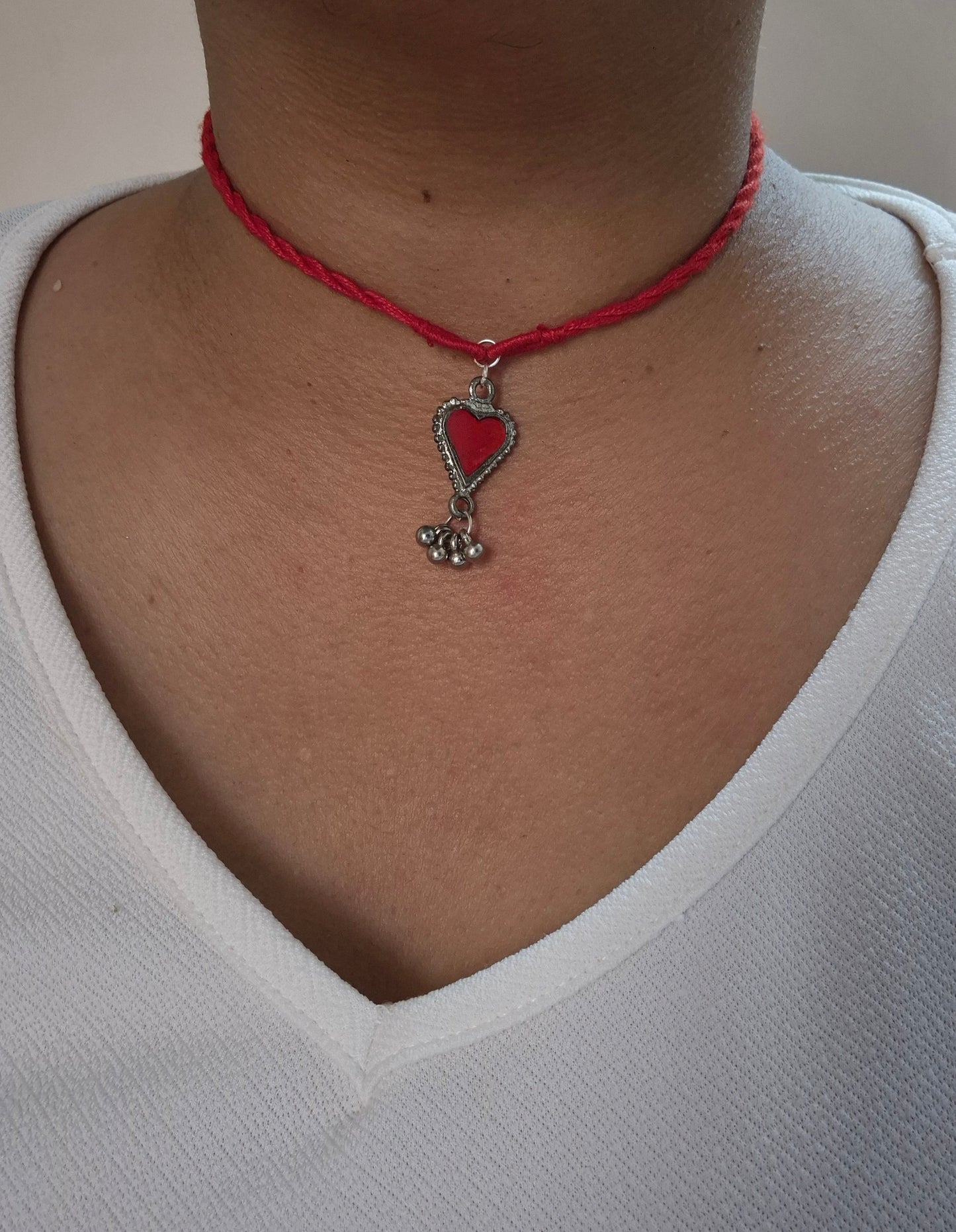 One pendent necklace