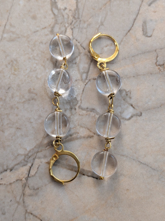 Round bead long earrings