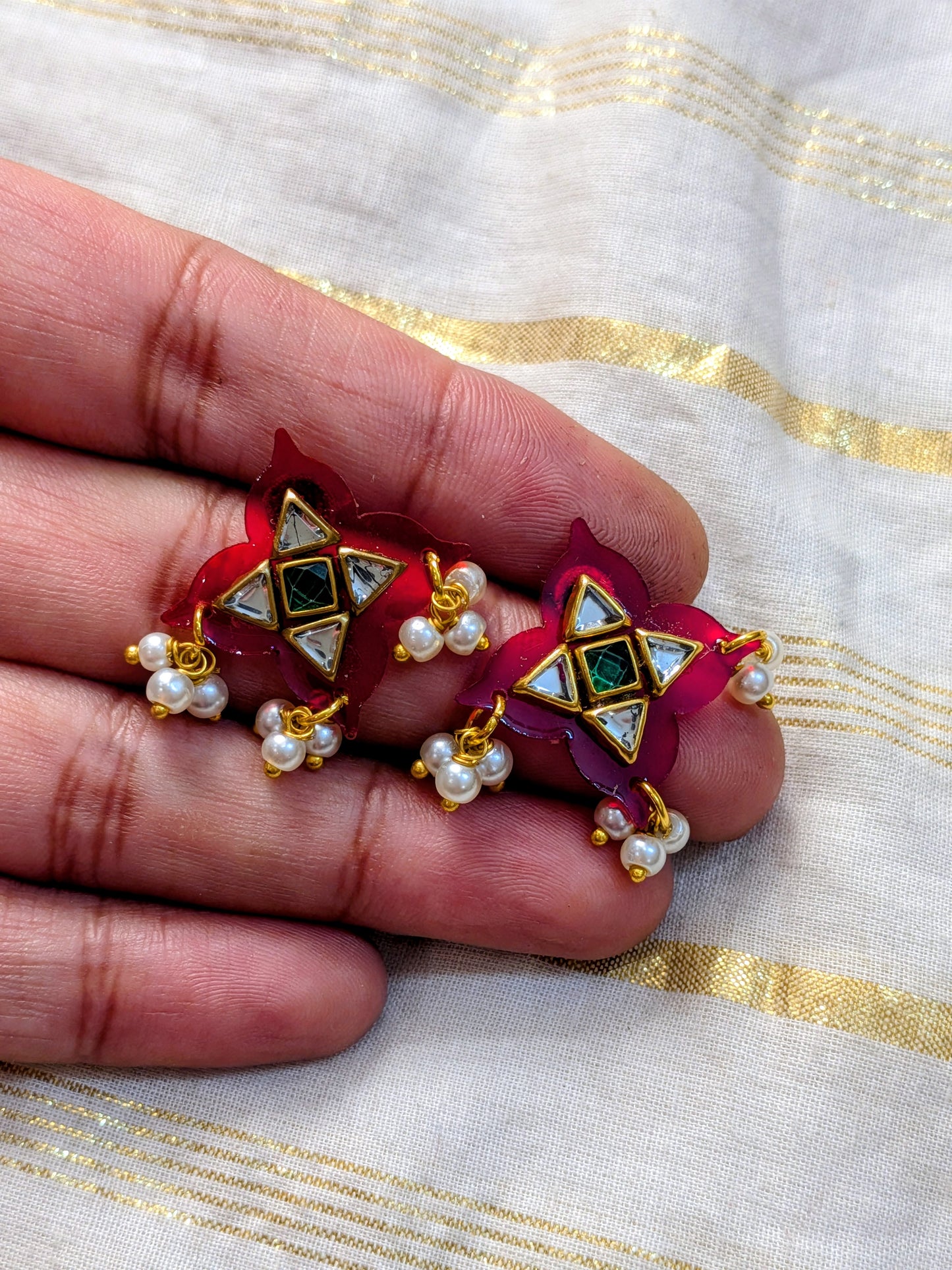 Kundan resin stud