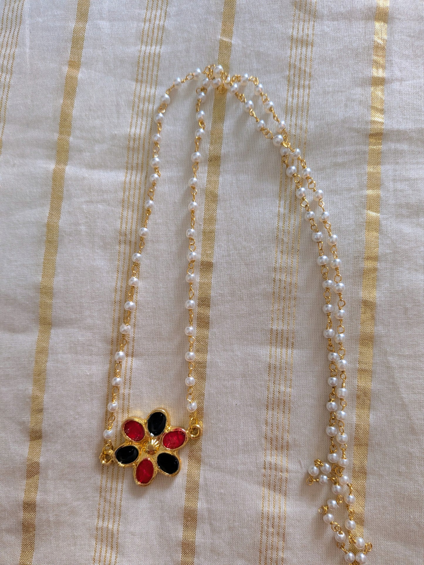 Beaded chain one ful wala pendent necklace