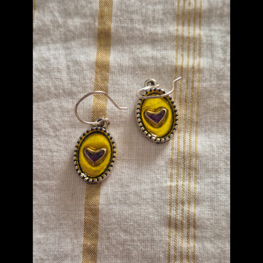 Oval gola earrings