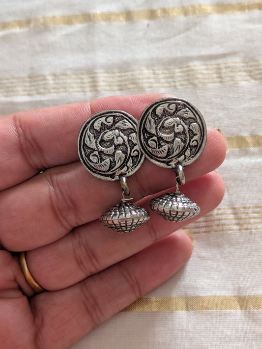 Gola stud earrings
