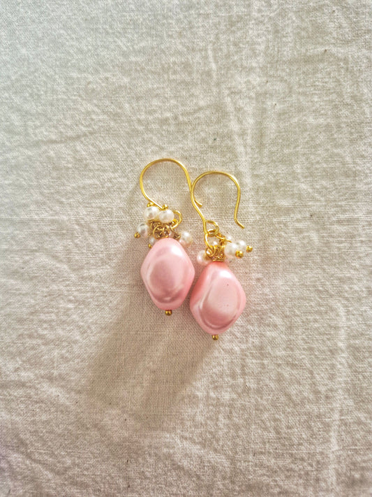 Pearl bead earrings