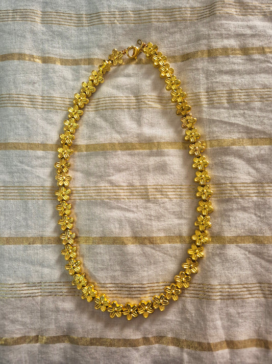 Golden flower choker