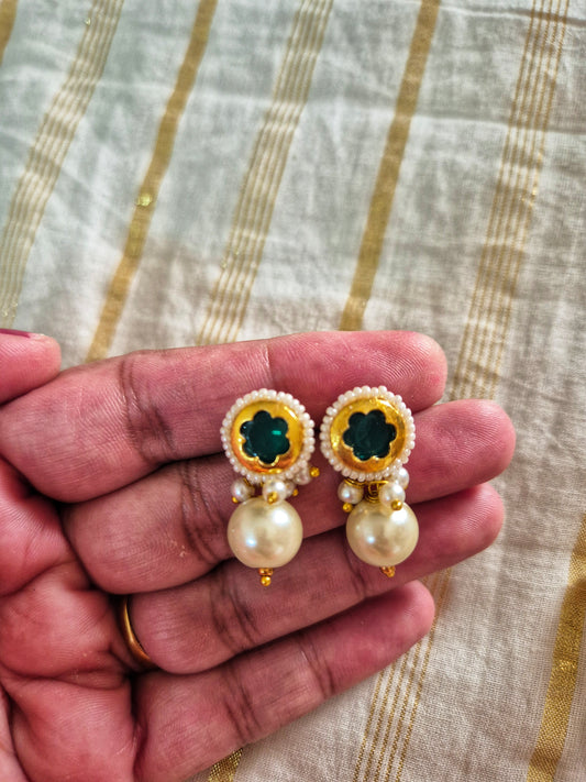 Kundan earrings
