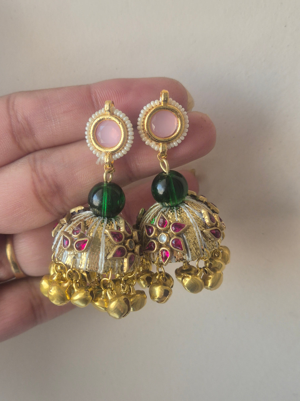 Kundan jhumka