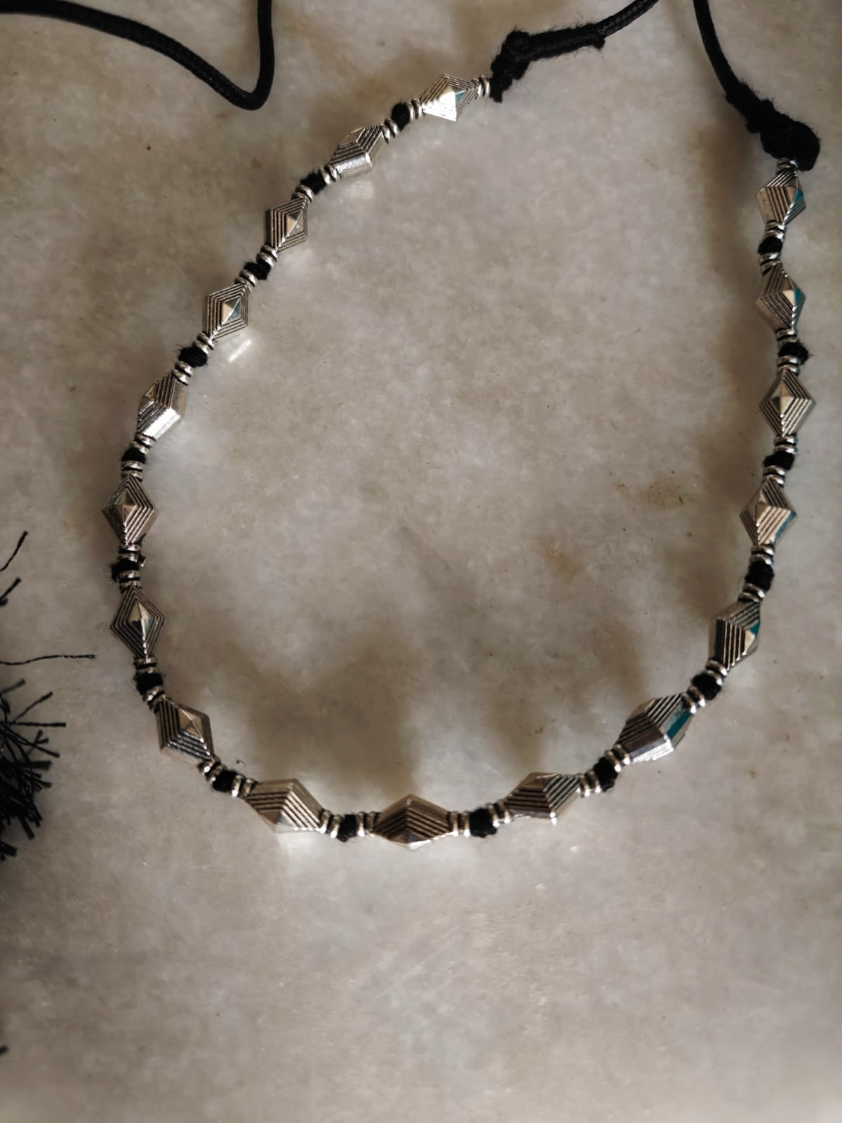 Bead choker