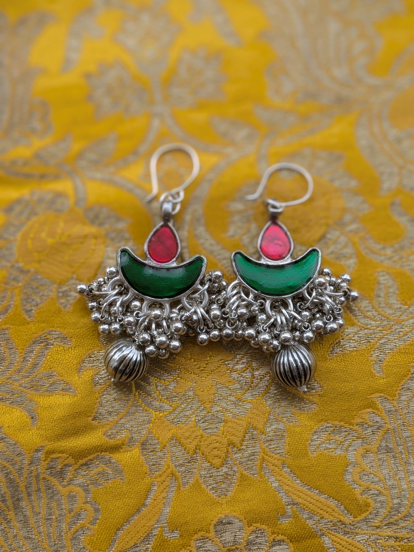 Adha chand with gola earrings