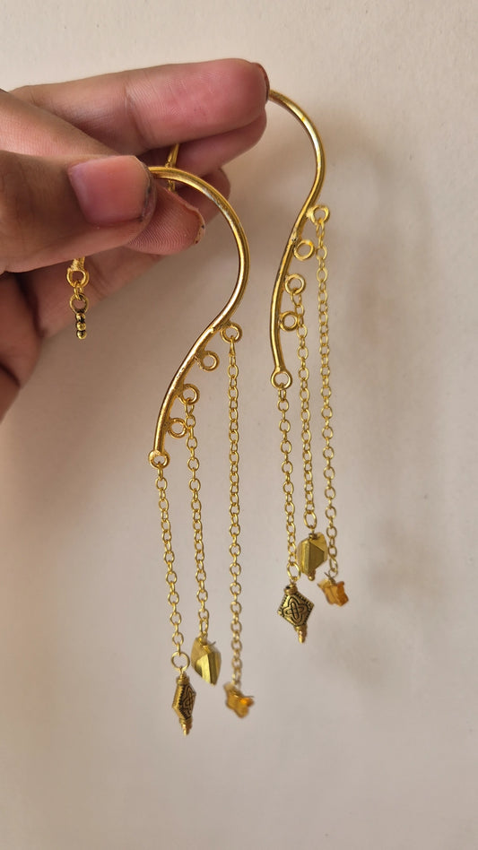 Ear cuff