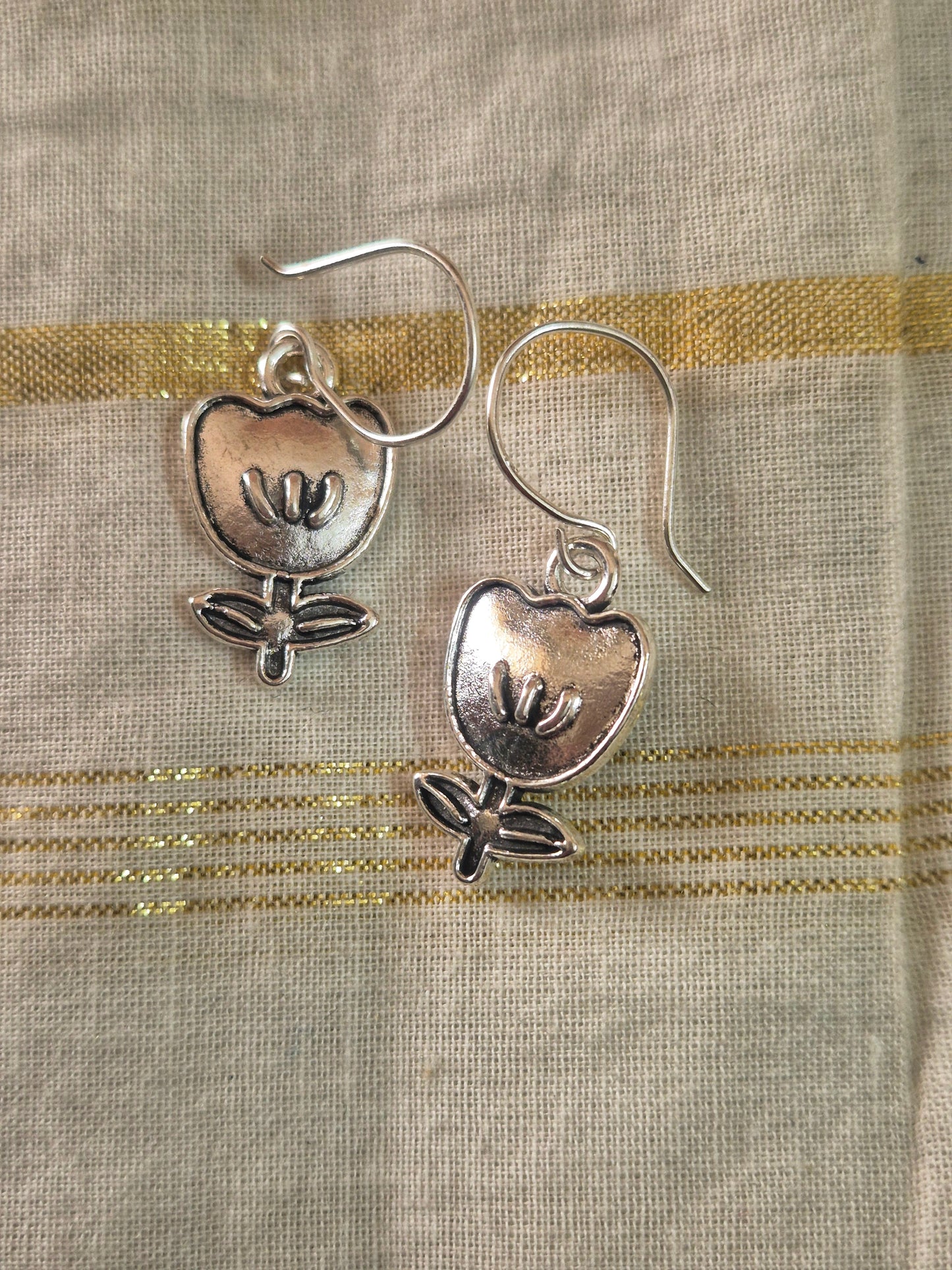Flower charm earrings