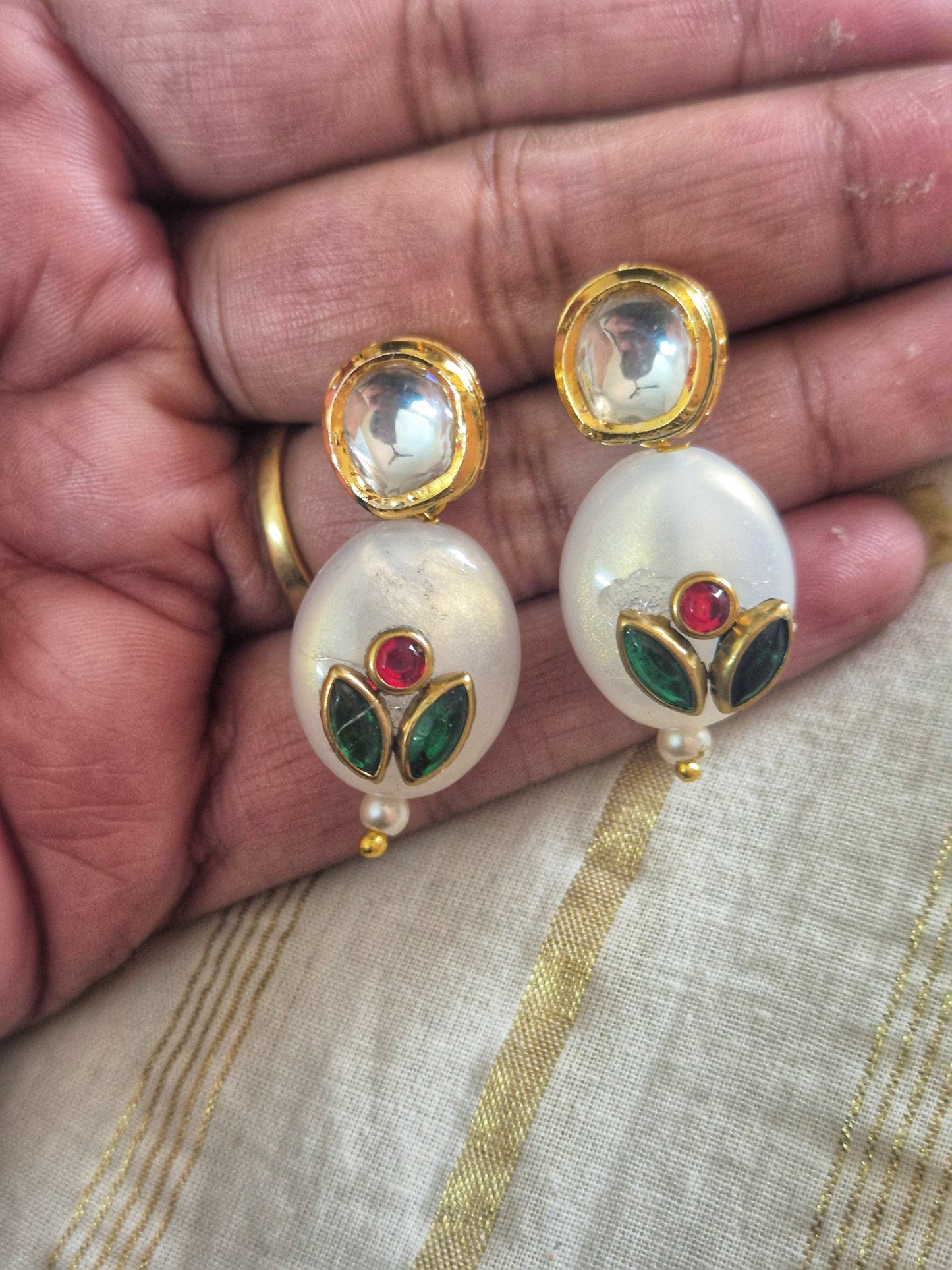 Kundan wali bead earrings