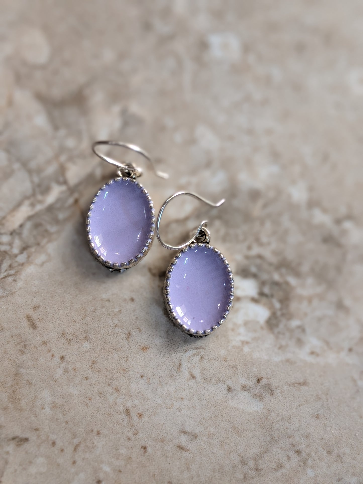 oval round earrings