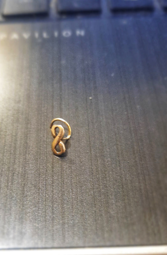 Infinity silver Nose pin