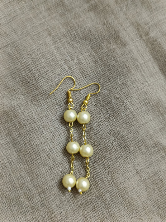 Bead earrings