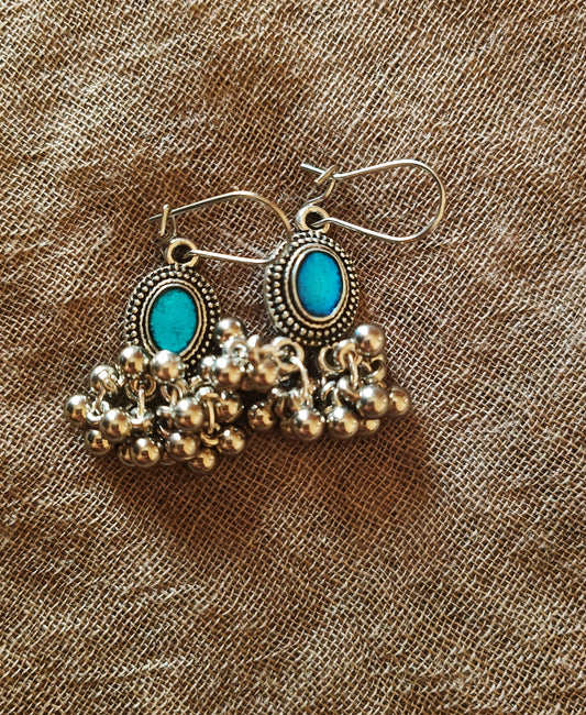 Small Hanging Earrings Feb