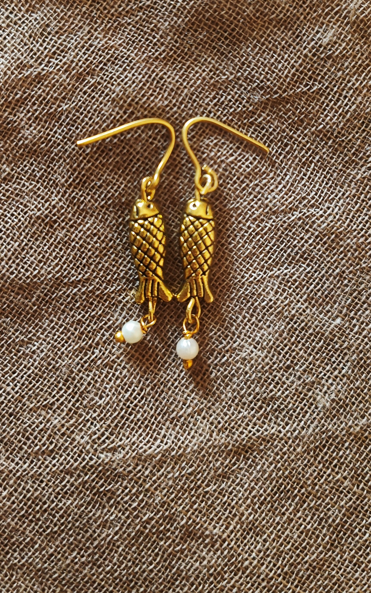 Small Hanging Earrings Feb