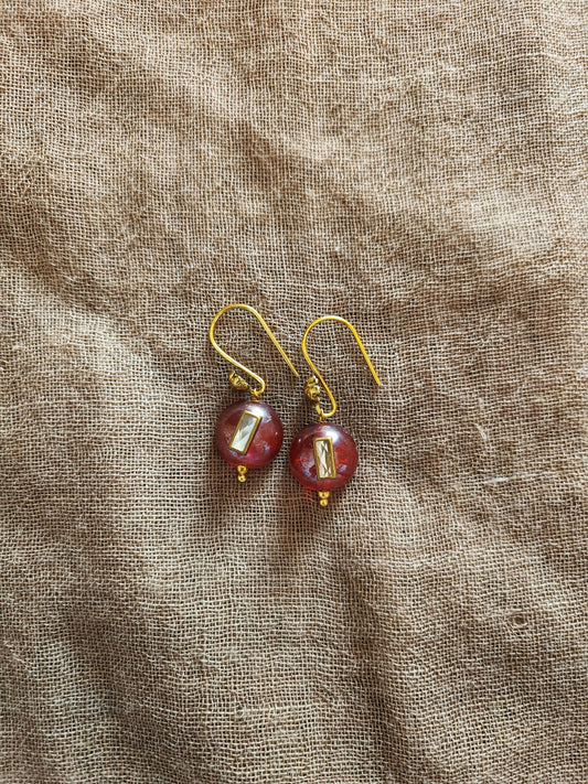 Small Hanging earring March