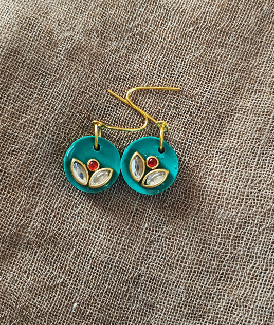 Small Hanging earrings March